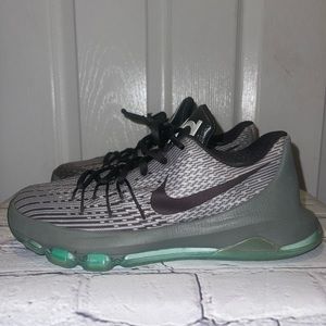 Nike Kevin Durant Sneakers, Kids size 6Y, Silver, Black, and Greenish Color.